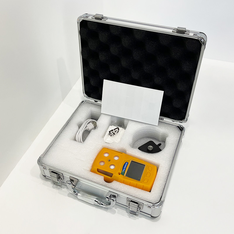 4 In 1 IP64 Portable Multi Gas Detector เครื่องวิเคราะห์ก๊าซพิษที่ติดไฟได้